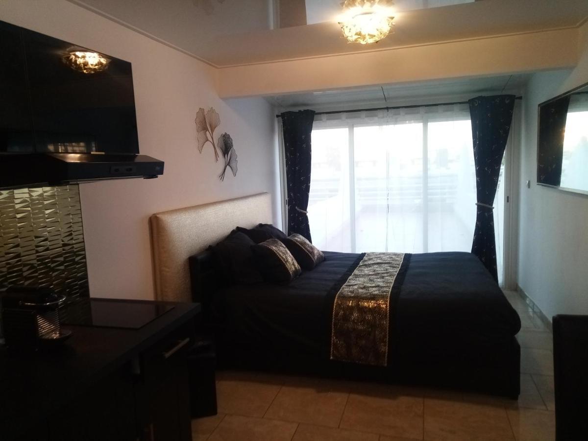 Village Naturiste Le Goldenblack Agde Luaran gambar